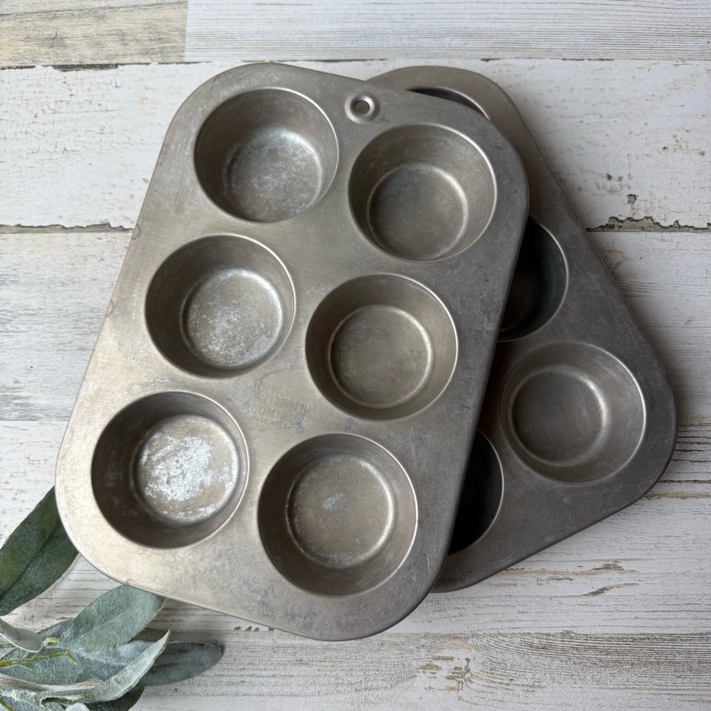 Vintage Silver Worthmore Aluminum (6 Cup) Muffin Pans (Set of 2) Made in USA